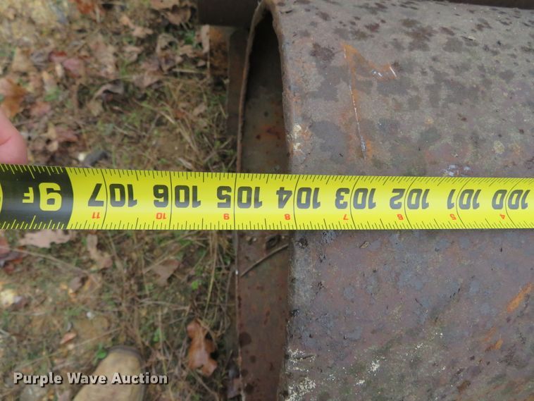 image for item DN7773 Tube piling