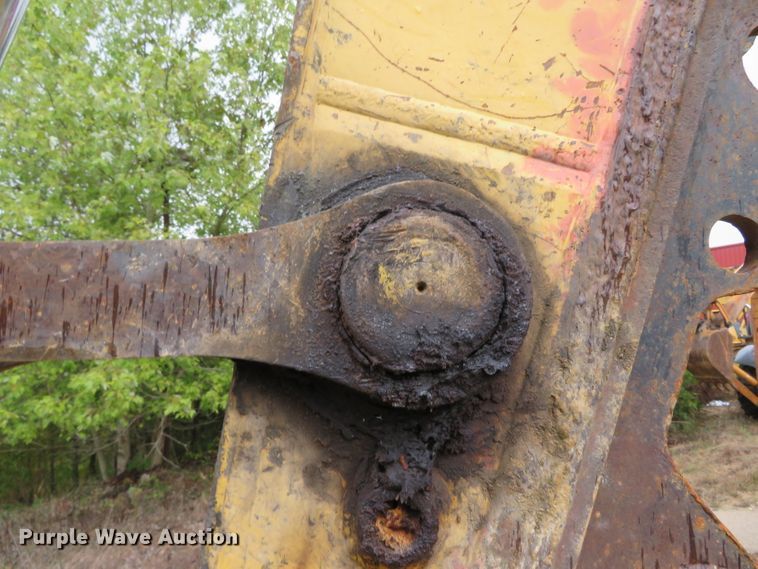 image for item DN7775 2004 Komatsu PC270LC-7L  excavator