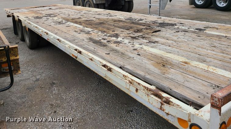 image for item EZ9171 2008 Load Max  equipment trailer