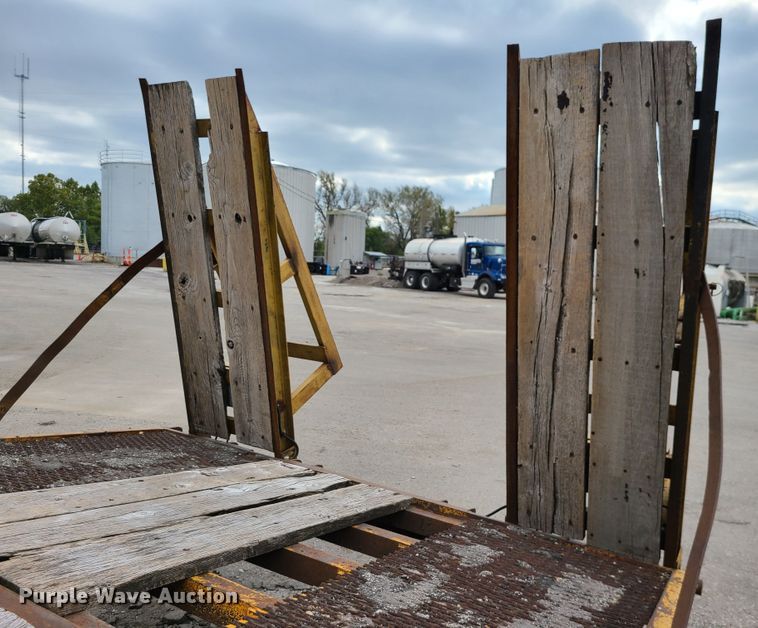 image for item EZ9172 1987 CZ Engineering  equipment trailer