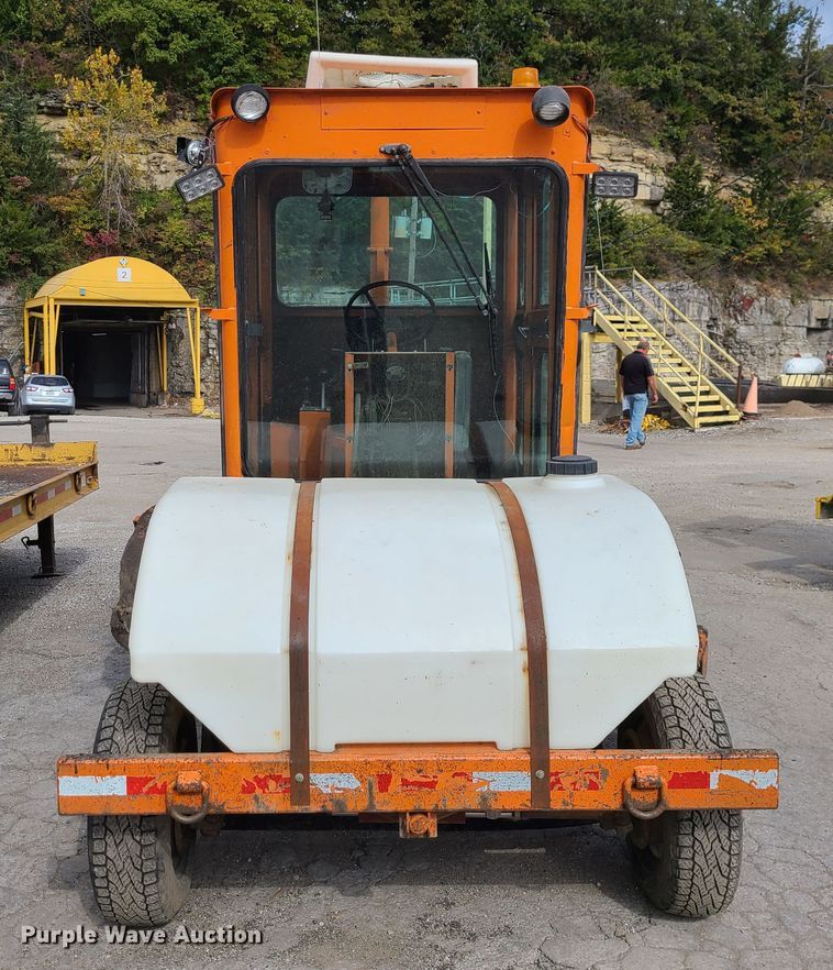 image for item EZ9173 Broce RC350  broom