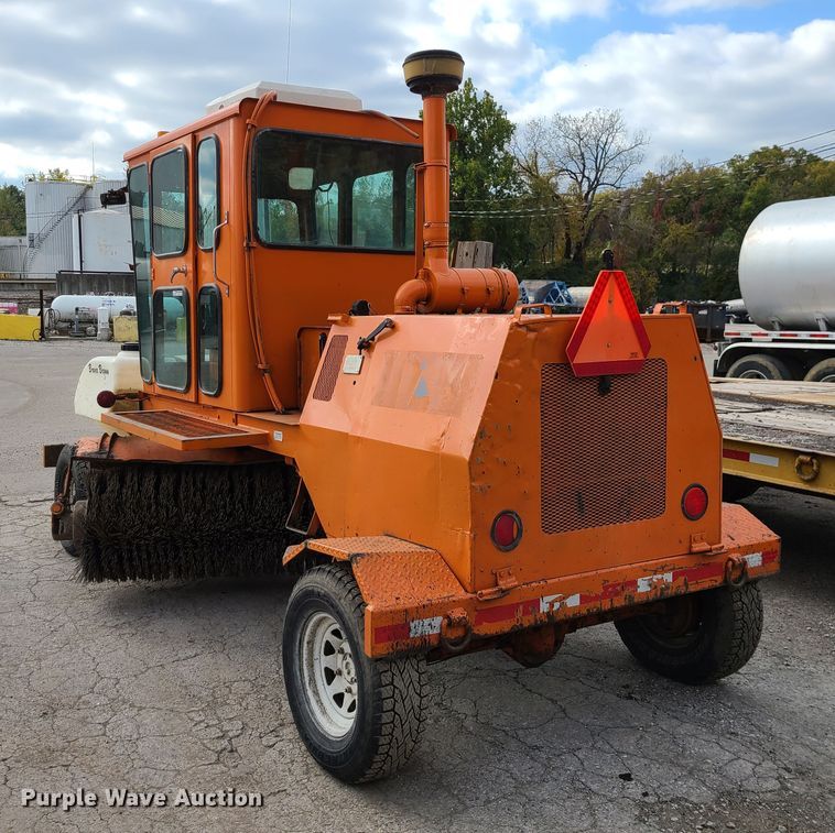 image for item EZ9173 Broce RC350  broom