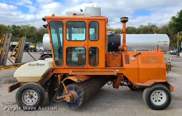 image for item EZ9173 Broce RC350  broom