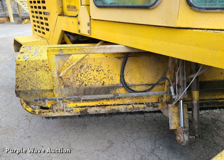 image for item EZ9174 2006 Superior Broom DT80  broom