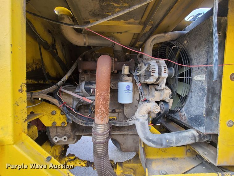 image for item EZ9174 2006 Superior Broom DT80  broom