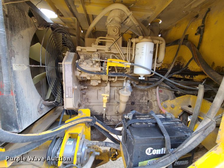 image for item EZ9174 2006 Superior Broom DT80  broom