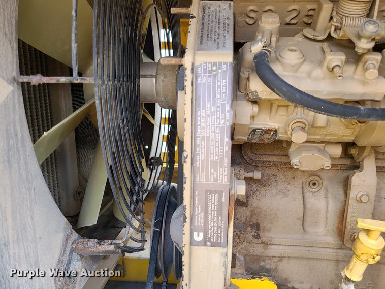 image for item EZ9174 2006 Superior Broom DT80  broom