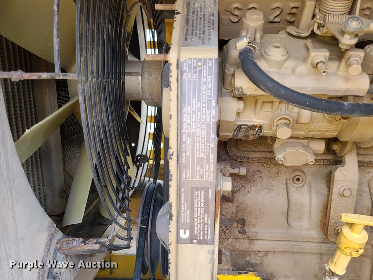 image for item EZ9174 2006 Superior Broom DT80  broom