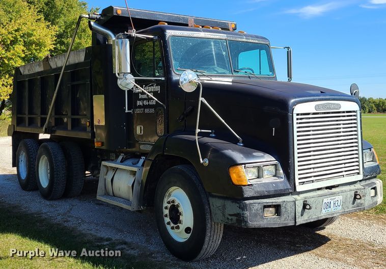 image for item EZ9180 1996 Freightliner FLD112  dump truck