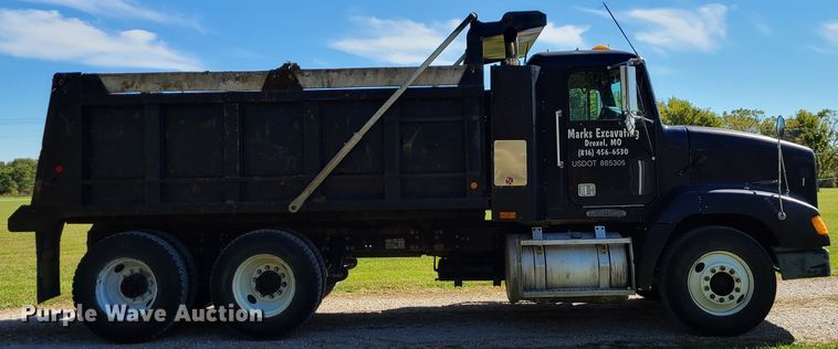 image for item EZ9180 1996 Freightliner FLD112  dump truck