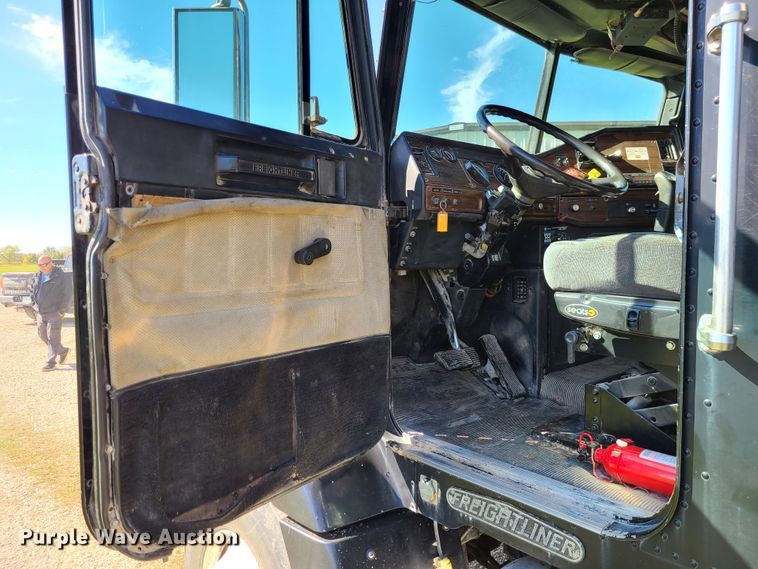 image for item EZ9180 1996 Freightliner FLD112  dump truck