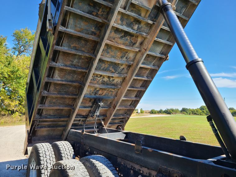 image for item EZ9180 1996 Freightliner FLD112  dump truck