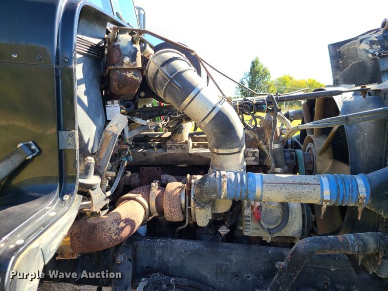 image for item EZ9180 1996 Freightliner FLD112  dump truck