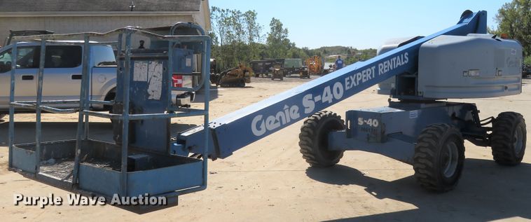 image for item FP9421 1999 Genie S40  boom lift