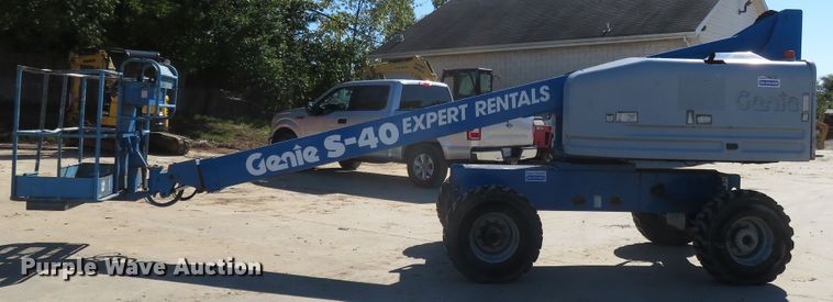 image for item FP9421 1999 Genie S40  boom lift