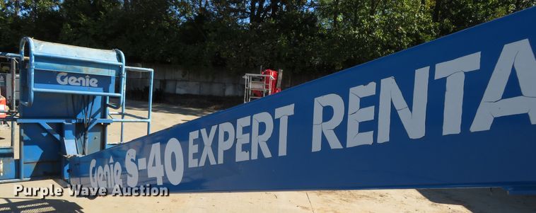 image for item FP9421 1999 Genie S40  boom lift