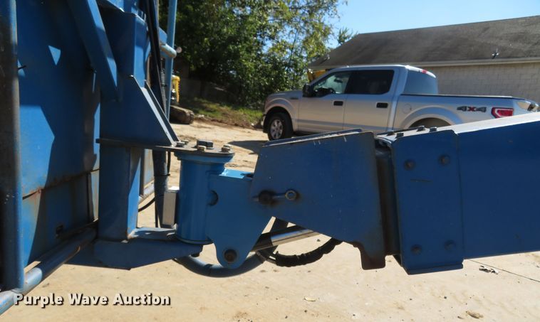 image for item FP9421 1999 Genie S40  boom lift