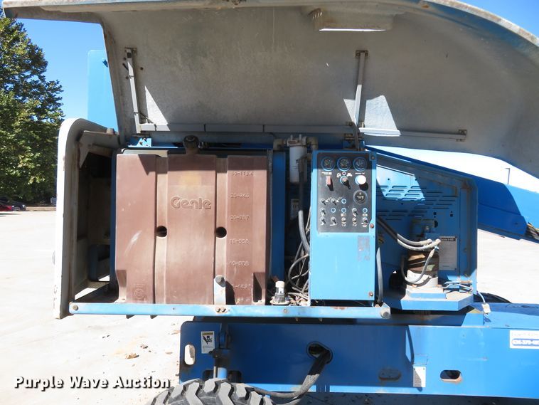 image for item FP9421 1999 Genie S40  boom lift