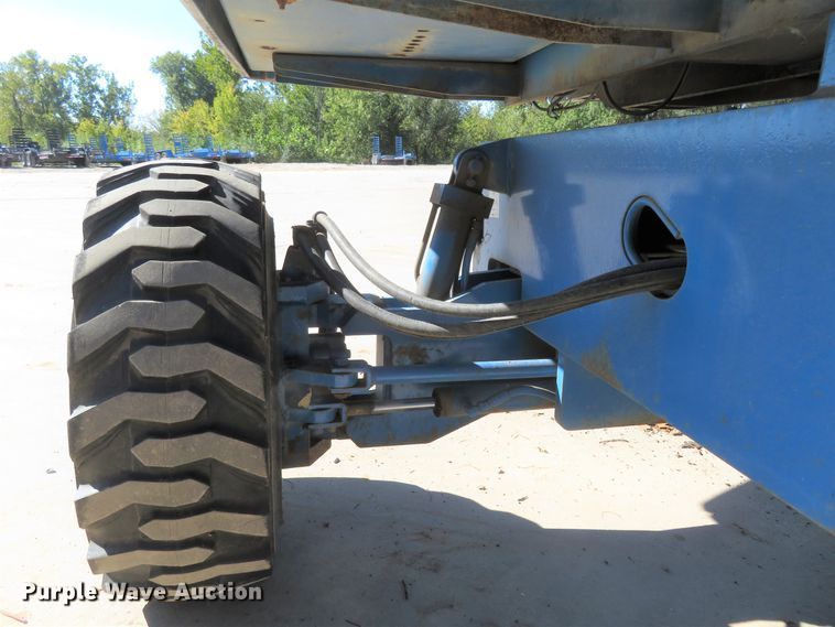 image for item FP9421 1999 Genie S40  boom lift