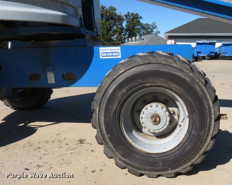 image for item FP9421 1999 Genie S40  boom lift