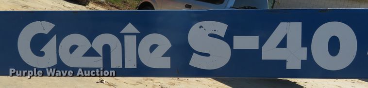 image for item FP9421 1999 Genie S40  boom lift