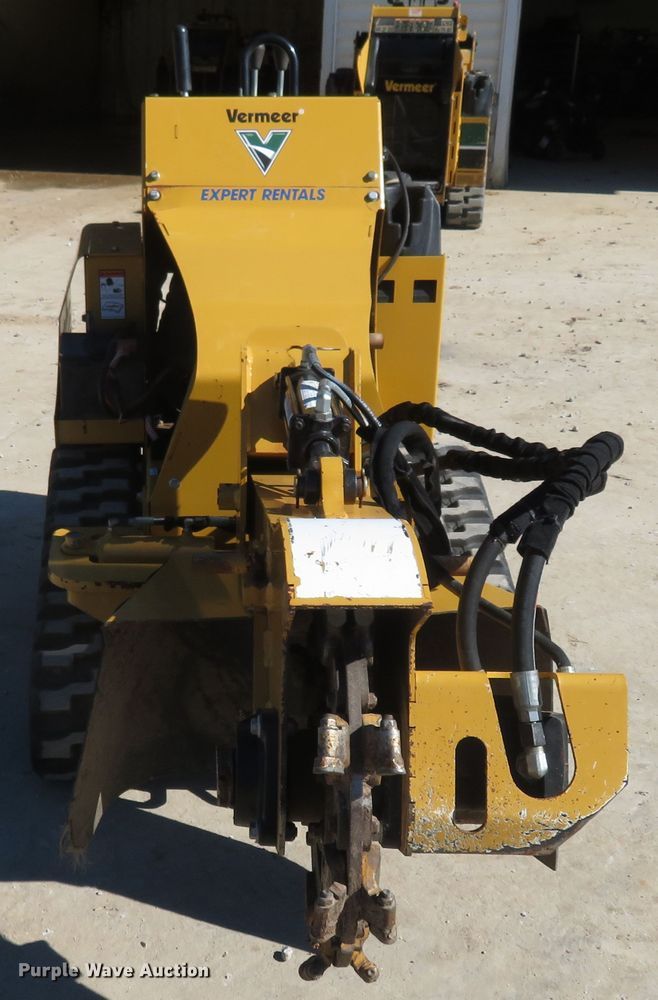 image for item FP9422 2018 Vermeer SC30TX  stump grinder