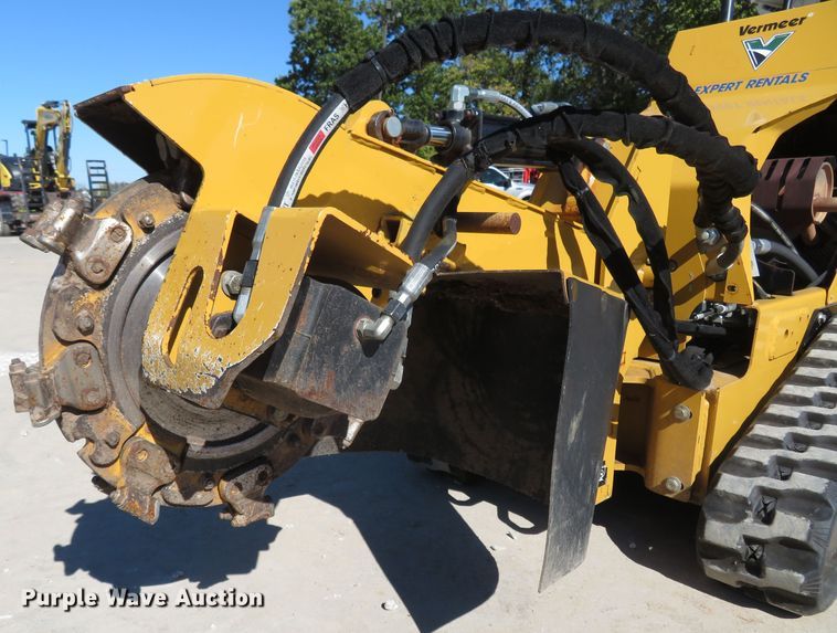 image for item FP9422 2018 Vermeer SC30TX  stump grinder