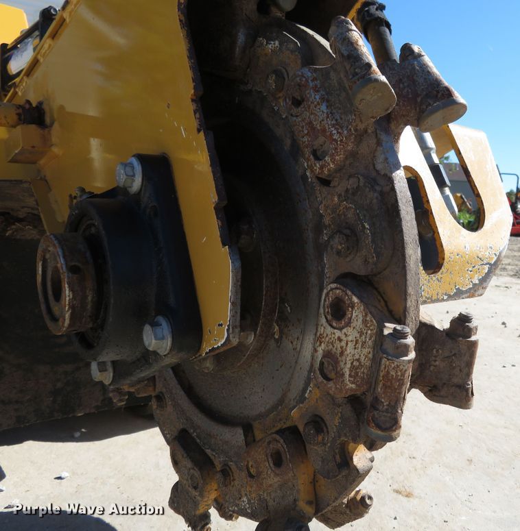 image for item FP9422 2018 Vermeer SC30TX  stump grinder