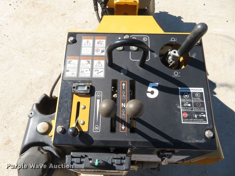 image for item FP9422 2018 Vermeer SC30TX  stump grinder