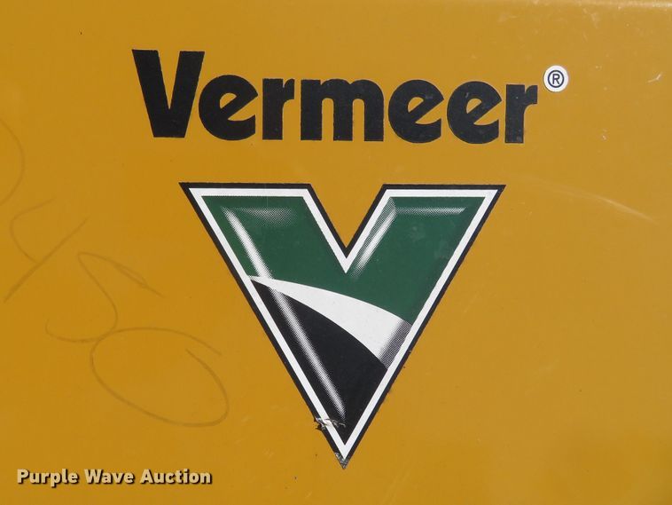 image for item FP9422 2018 Vermeer SC30TX  stump grinder