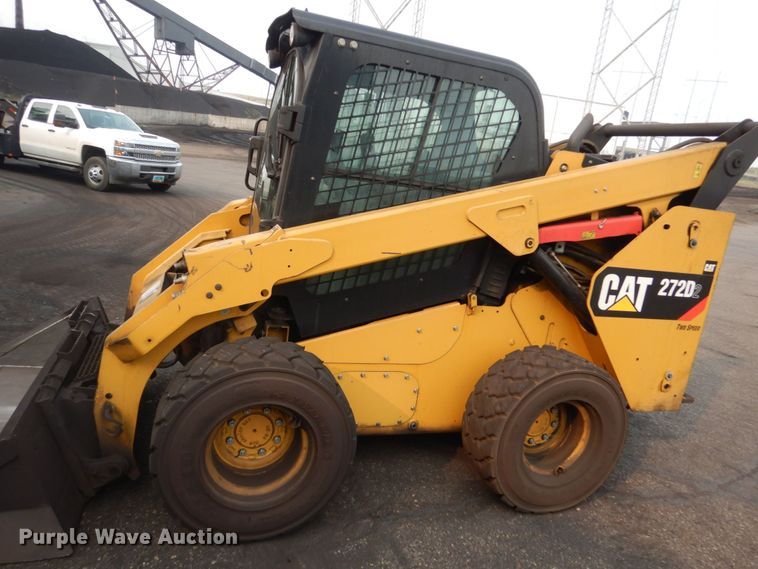 image for item HI9917 2015 Caterpillar 272D2  skid steer loader