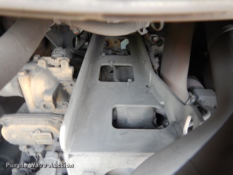 image for item HI9917 2015 Caterpillar 272D2  skid steer loader