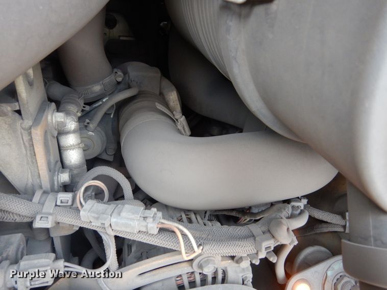 image for item HI9917 2015 Caterpillar 272D2  skid steer loader