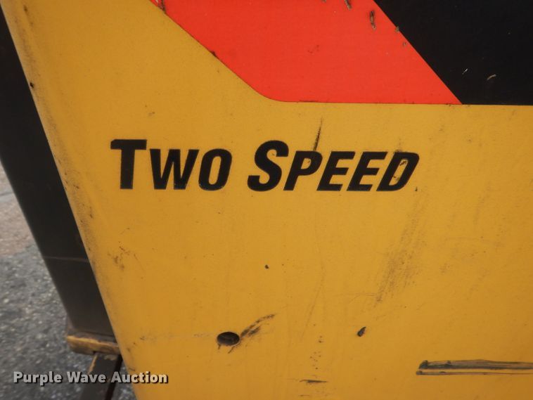 image for item HI9917 2015 Caterpillar 272D2  skid steer loader