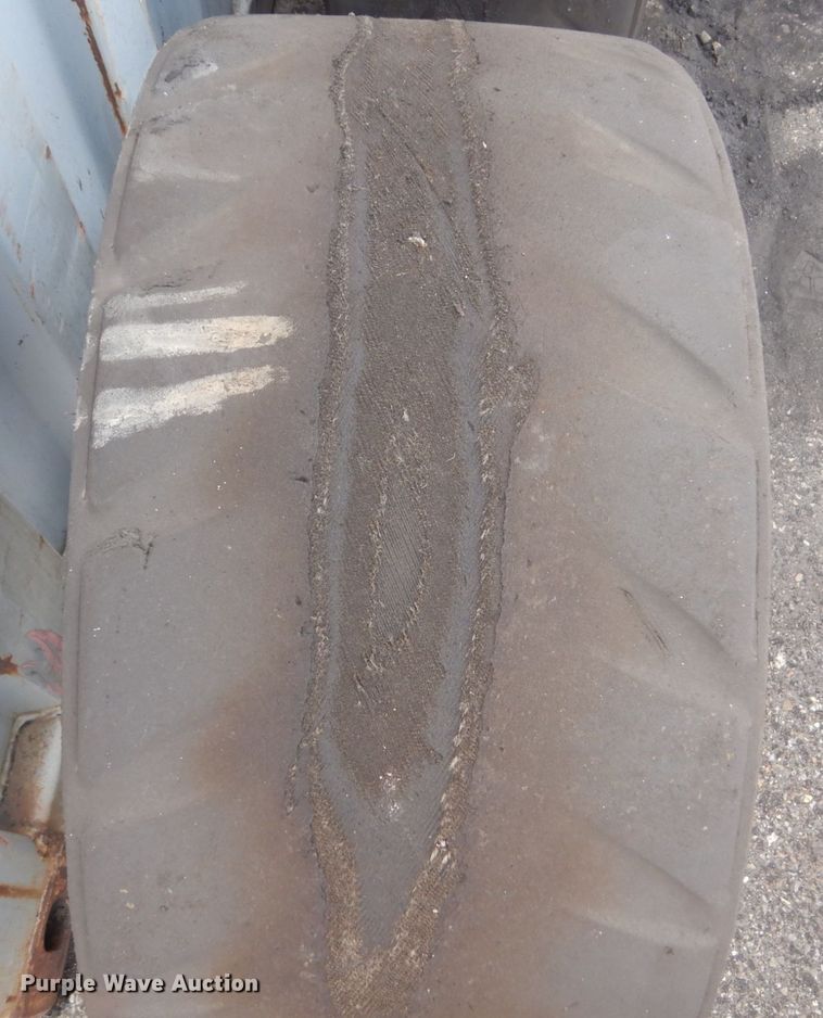 image for item HI9917 2015 Caterpillar 272D2  skid steer loader