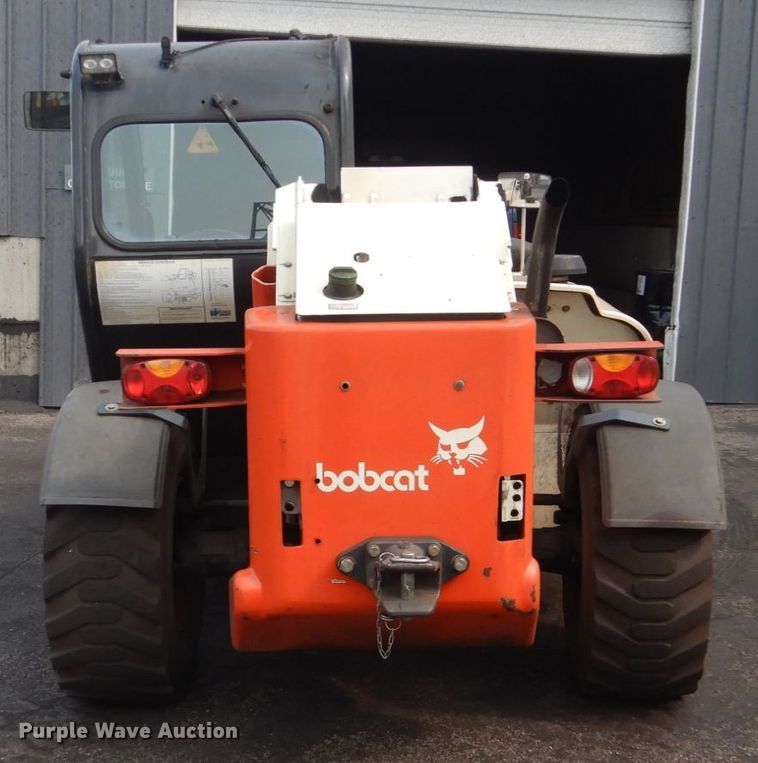 image for item HI9919 2014 Bobcat V417  telehandler