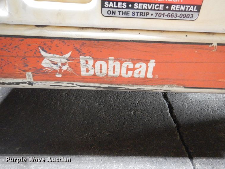 image for item HI9919 2014 Bobcat V417  telehandler