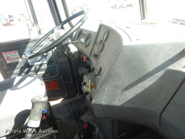 image for item HU9306 1994 Mack DM6900  ready mix truck