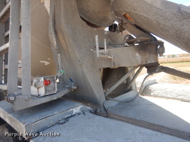 image for item HU9306 1994 Mack DM6900  ready mix truck