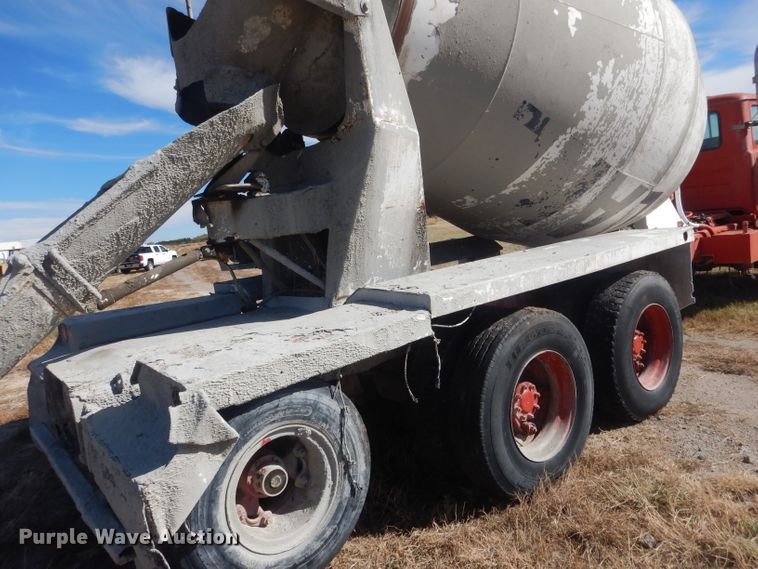 image for item HU9306 1994 Mack DM6900  ready mix truck