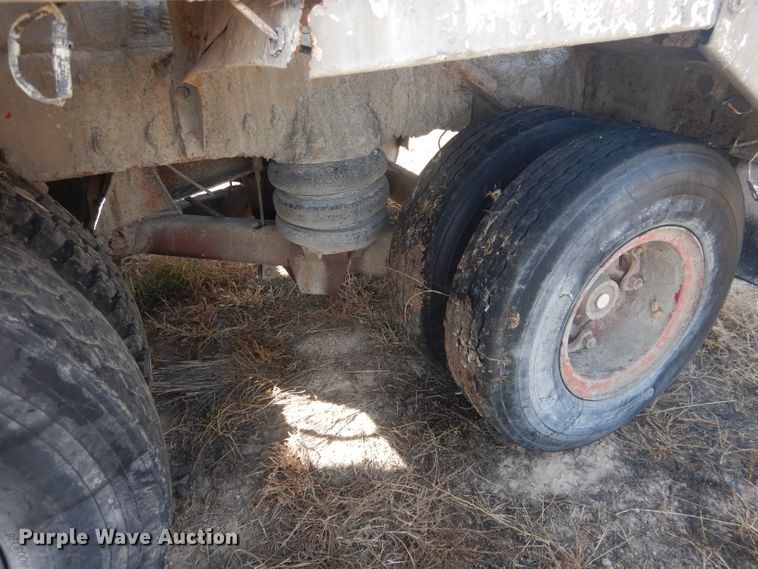 image for item HU9306 1994 Mack DM6900  ready mix truck