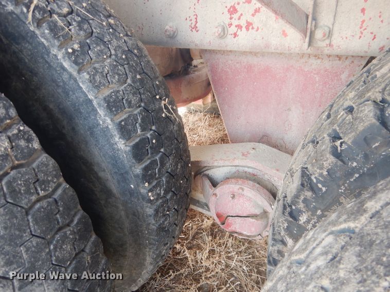 image for item HU9306 1994 Mack DM6900  ready mix truck