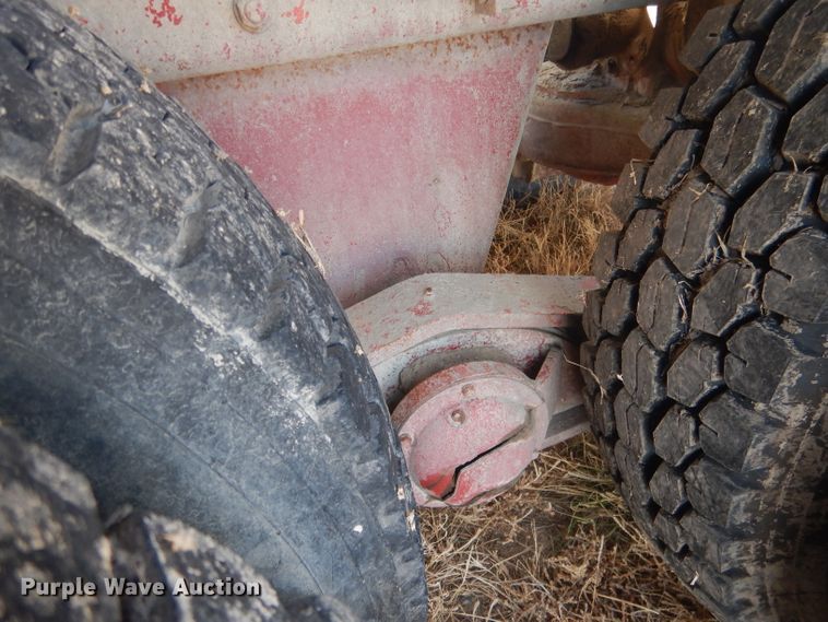 image for item HU9306 1994 Mack DM6900  ready mix truck