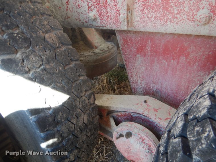 image for item HU9306 1994 Mack DM6900  ready mix truck