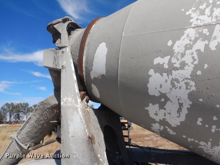 image for item HU9306 1994 Mack DM6900  ready mix truck