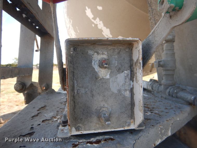 image for item HU9306 1994 Mack DM6900  ready mix truck