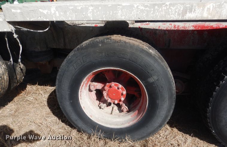 image for item HU9306 1994 Mack DM6900  ready mix truck