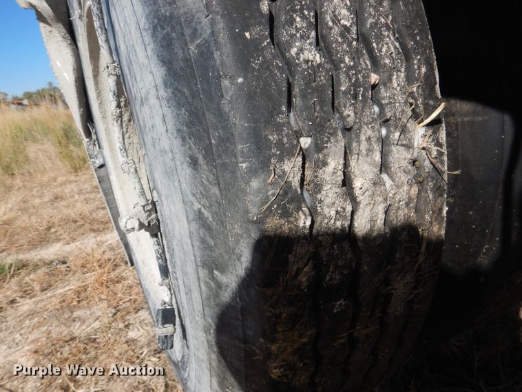 image for item HU9306 1994 Mack DM6900  ready mix truck