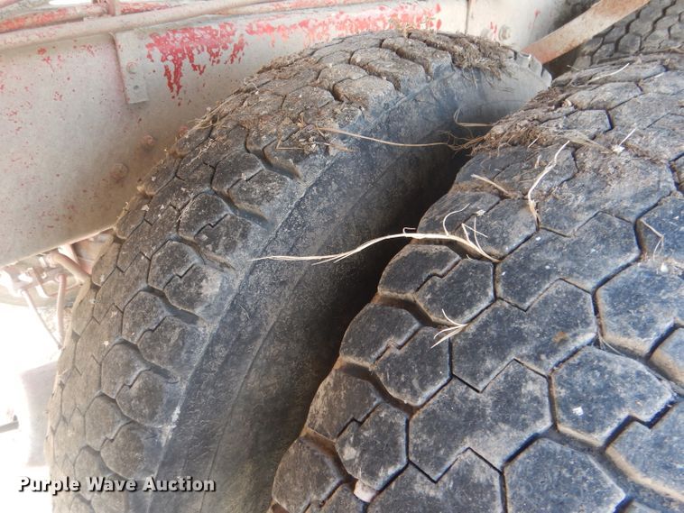 image for item HU9306 1994 Mack DM6900  ready mix truck