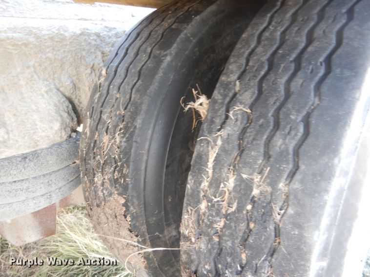 image for item HU9306 1994 Mack DM6900  ready mix truck